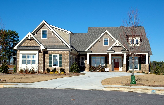 house with asphalt tile roof front view